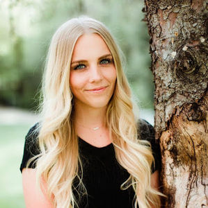 Meet your Posher, Lexie